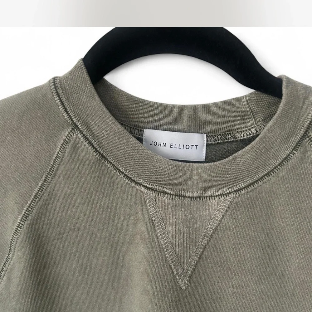 John Elliot | Men's Fitted Cotton Crewneck Sweater in Washed Olive Green Sz SM